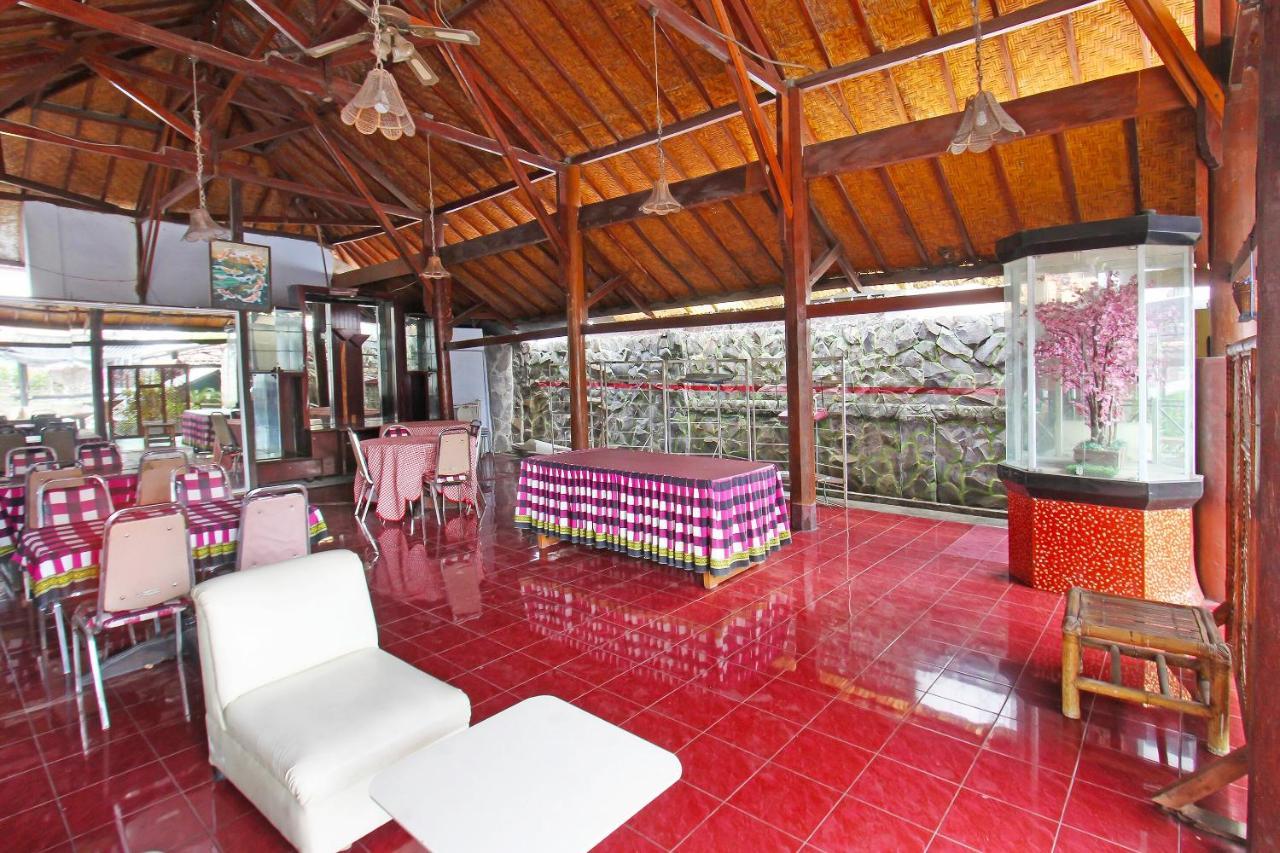 Oyo 91516 Wisata Hotel Mataram Extérieur photo