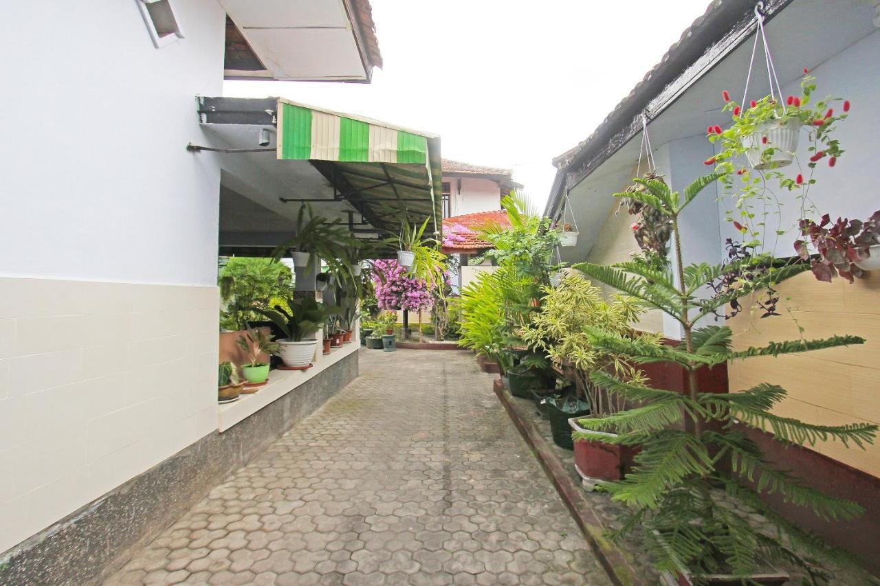 Oyo 91516 Wisata Hotel Mataram Extérieur photo