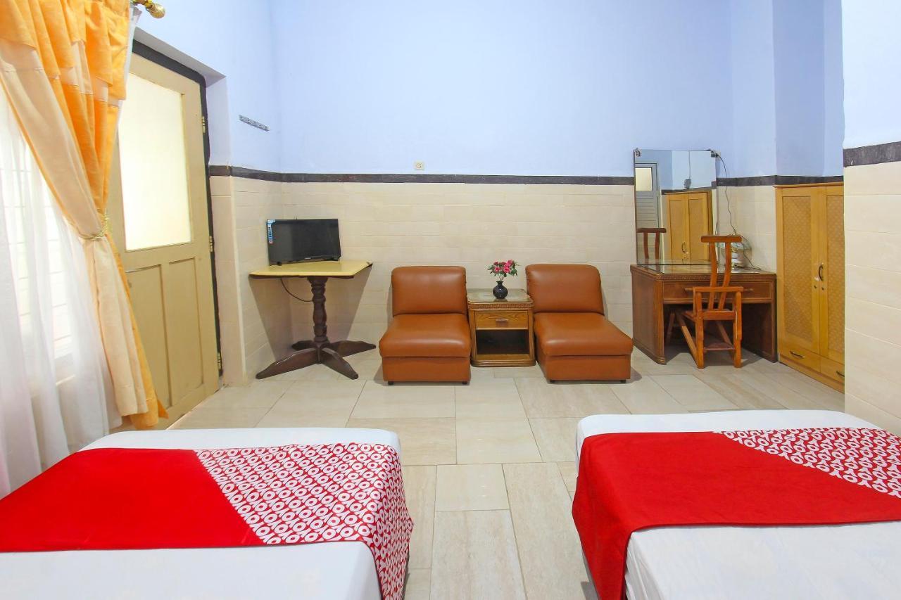 Oyo 91516 Wisata Hotel Mataram Extérieur photo